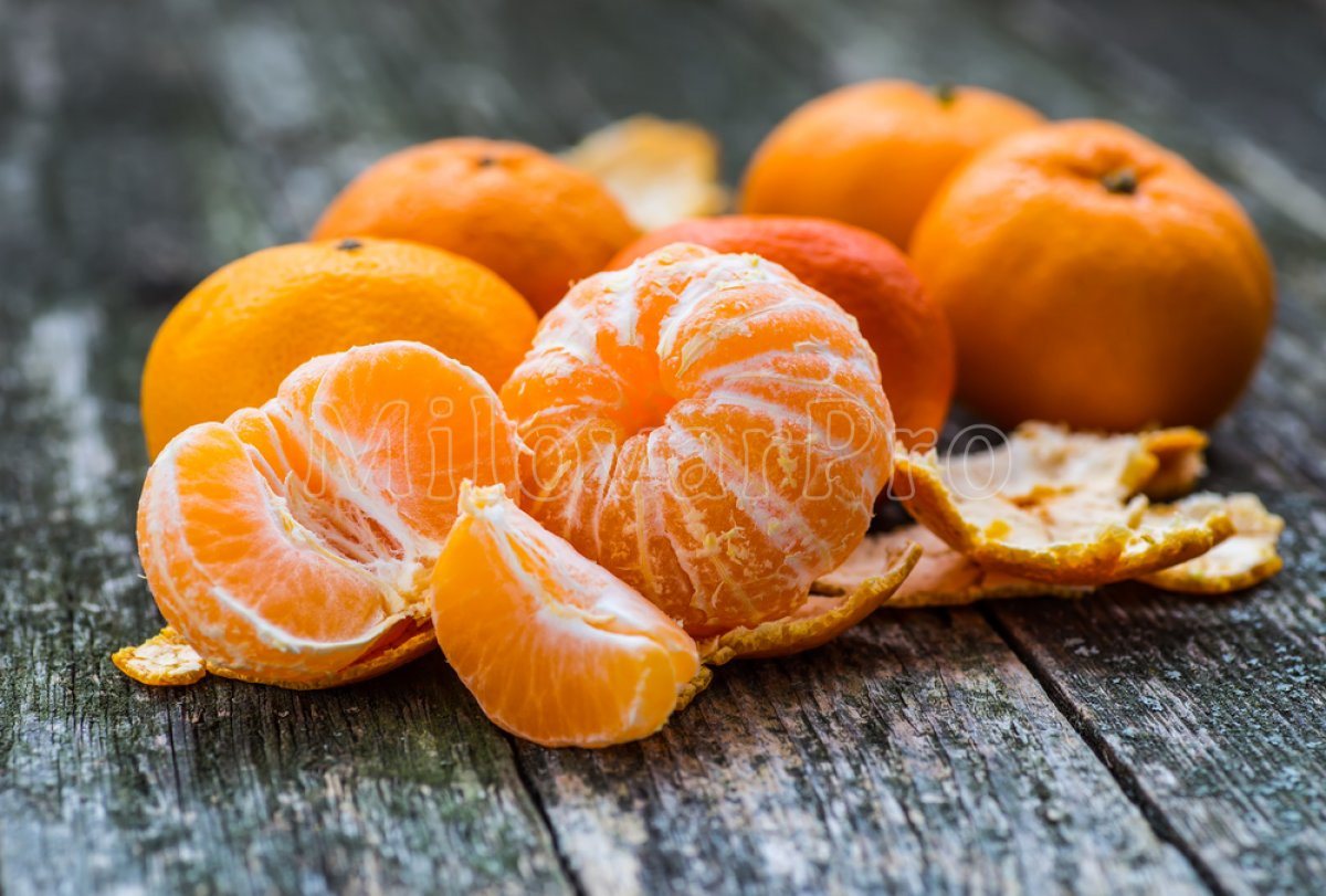 Мандарины белки. Мандарин мева. Идеальный мандарин. Спелый мандарин. Чищеные мандарины апельсины.