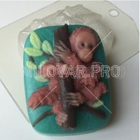 Орангутанг на дереве форма для мыла